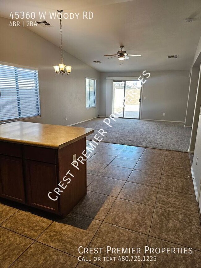 45360 W Woody Rd