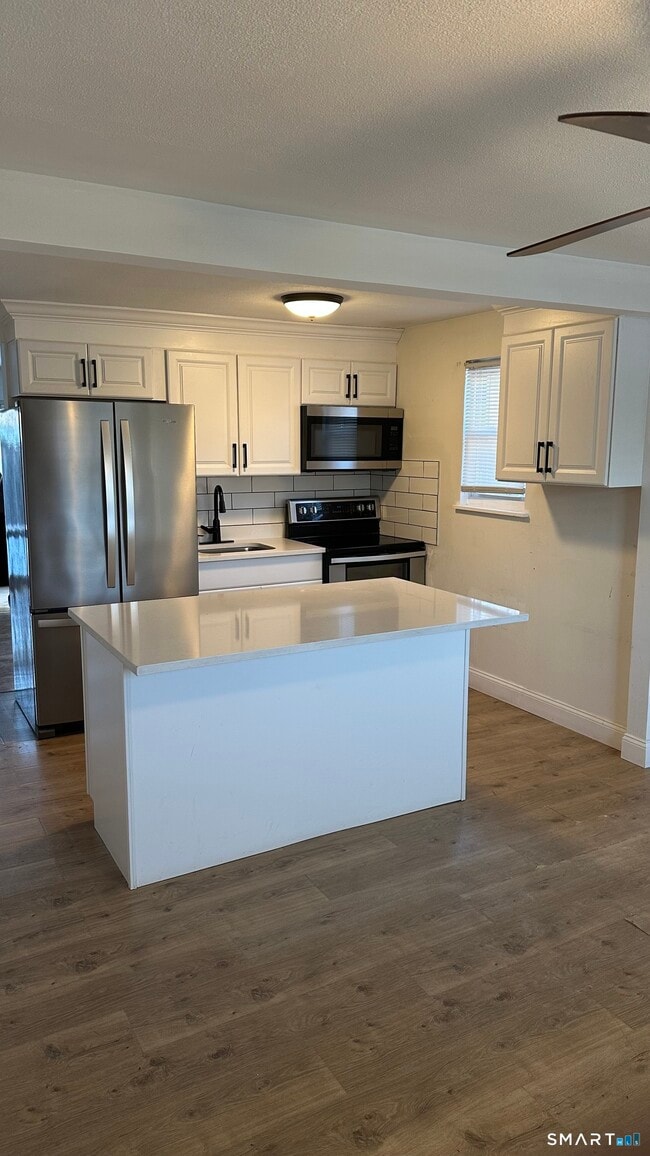 Photo - 293 Millville Ave