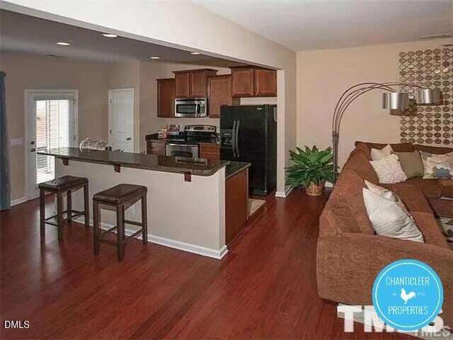 123 Phantom Ln