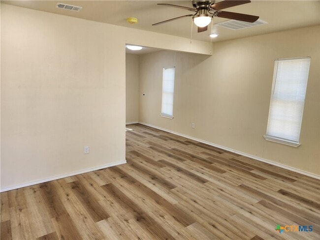 Photo - 1817 E Barton Ave