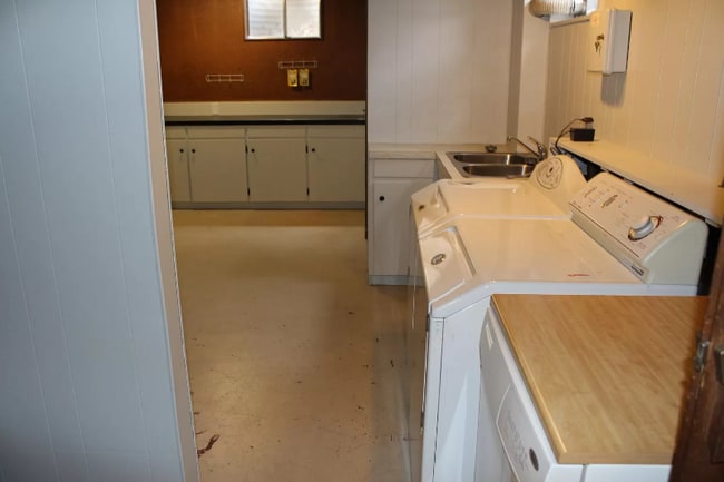 Photo - 2301 S College Ave