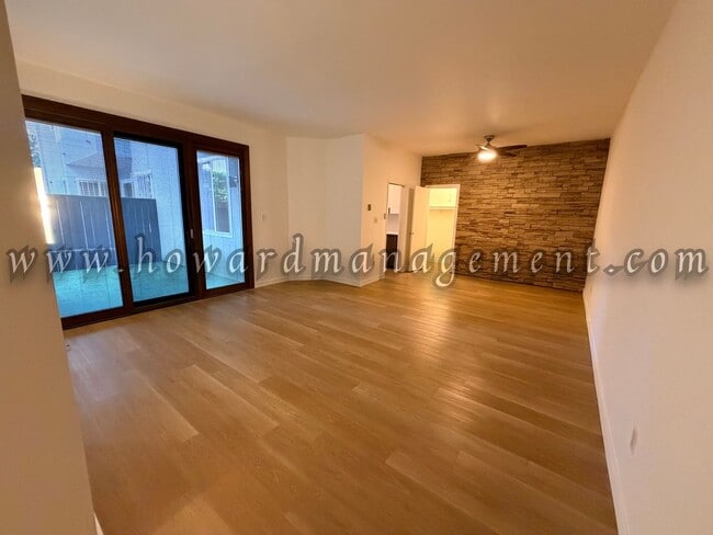 Photo - 6150 Buckingham Pkwy Unit 104