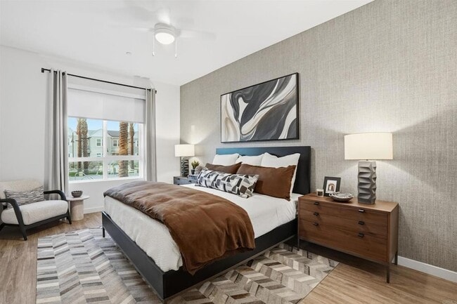 Building Photo - 6000 Luminary Dr Unit 5-209