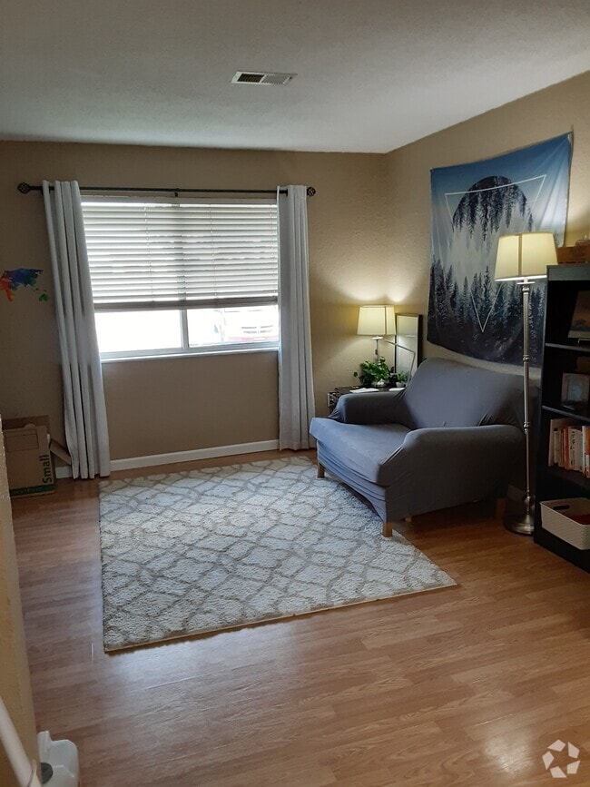Building Photo - 3309 Cassidy Rd Unit C Rental