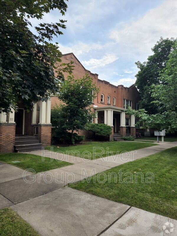 Building Photo - 540 S 3rd St W Rental