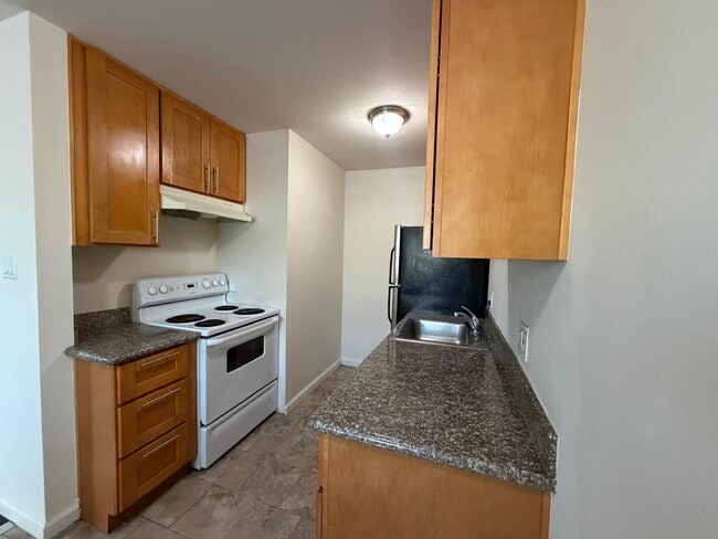 Photo - 3232 14th Ave Unidad 11