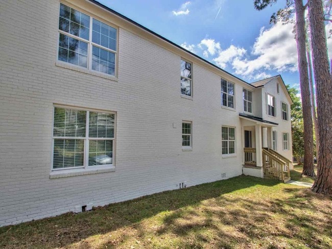 Building Photo - 500 E College Ave Unit F Rental