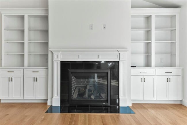 Photo - 95 Honeysuckle Rd