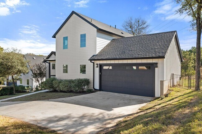 Photo - 3018 Sunridge Dr