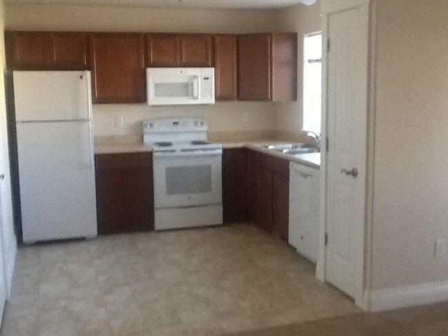 Photo - 3809 Victoria Dr Unit A