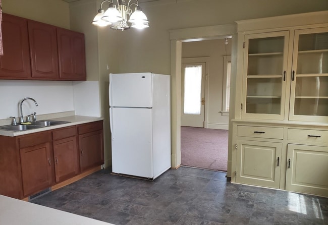 802 S 1st Ave Unidad Lower