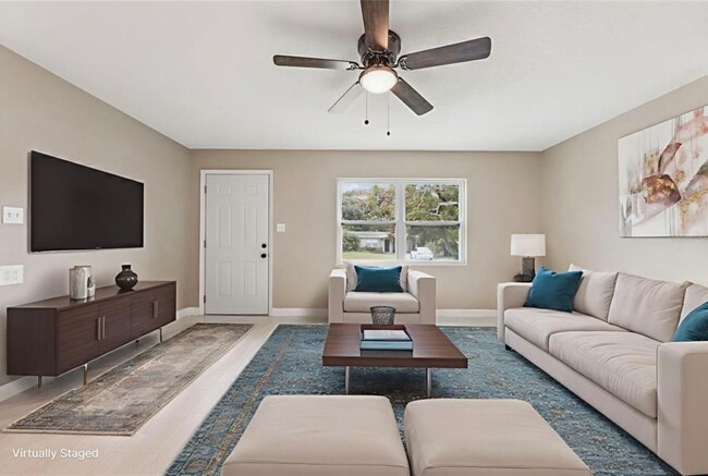 Photo - 3033 Sutton Dr