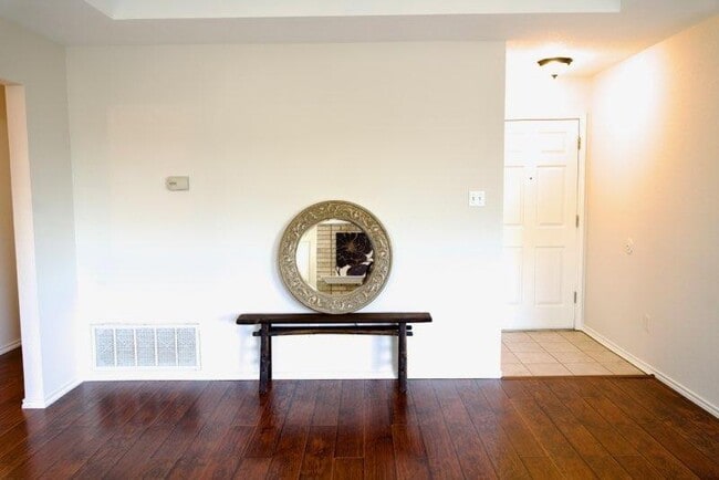 Photo - 1103 Madrone Trail