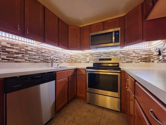 Photo - 1723 Pine Ridge Rd Unit 23