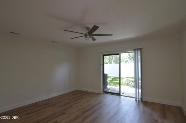 Photo - 175 Yorktowne Dr Unit #4