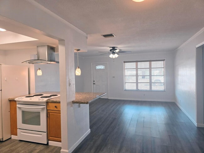 Photo - 5713 NW 65th Terrace