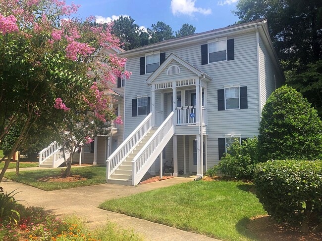 Awesome 2BR/2BA Townhouse near UNC with DO... - Awesome 2BR/2BA Townhouse near UNC with DO...