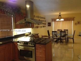 818 Garnet Cir