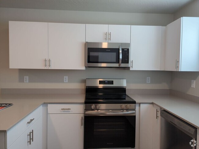 Building Photo - Brand New 2 Bedroom Condo. Pet Friendly!