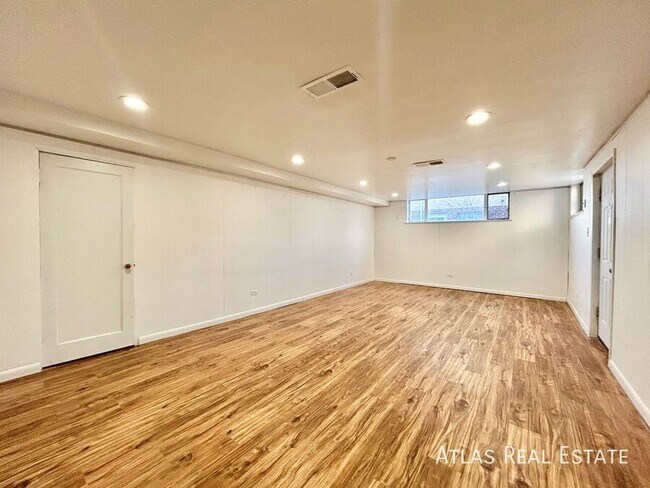 Photo - 2353 S Sherman St Unit B