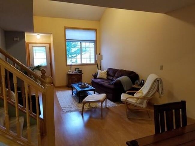 Photo - 2 Bed + Loft/1.5 Bath Townhouse- Great Location! Available June 1