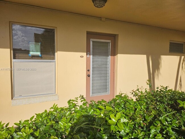 Photo - 5940 NW 64th Ave Unit 106
