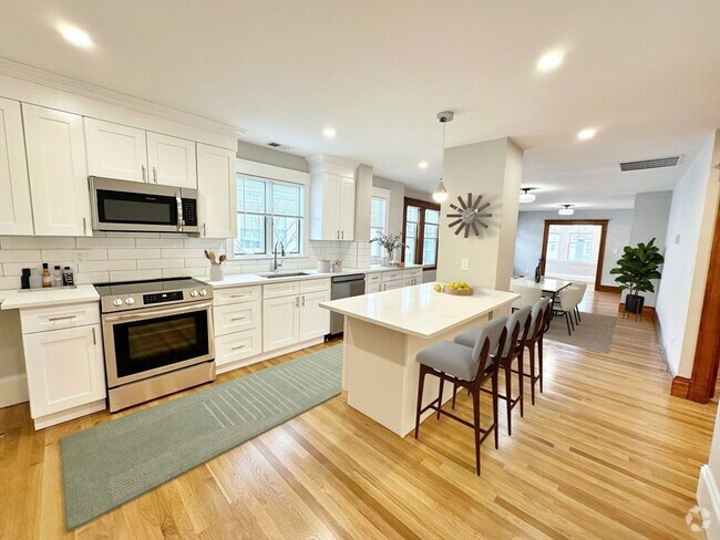 Building Photo - 75 Governor Winthrop Rd Unit N/A Rental