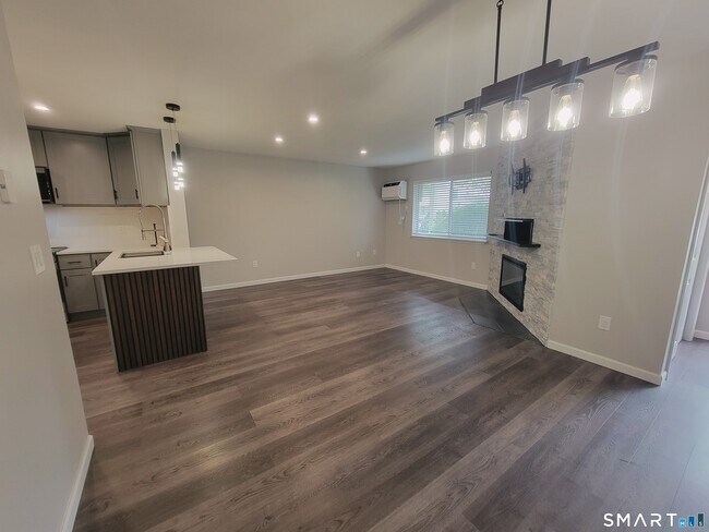 Photo - 73 Willow Springs Unit 73