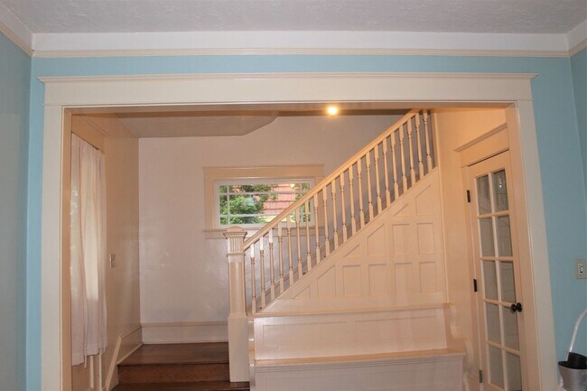 Photo - Vintage PDX Four-Square with Upgrades!