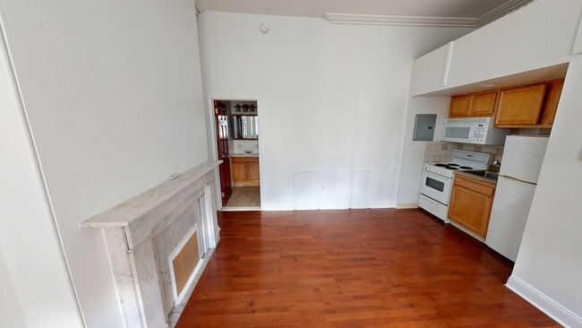 Photo - 1814 Spruce St Unit 3M