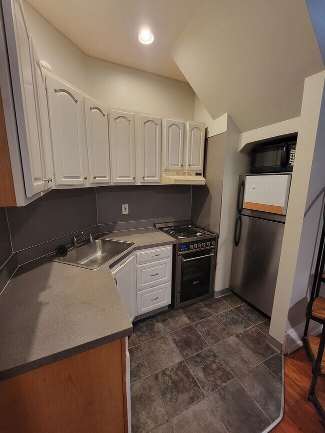 Photo - 4619 Cedar Ave Unit 1