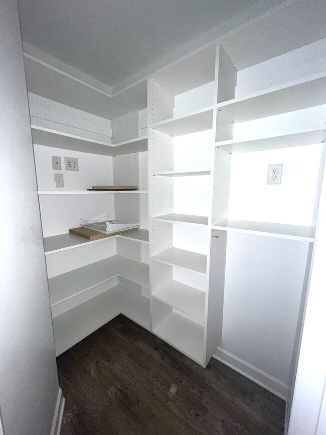 Photo - 3855 Pemberton Dr SE