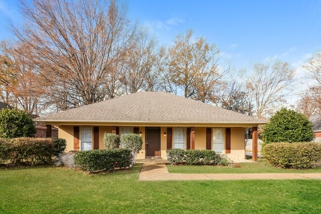 Classic 3 Bedroom Home in Brandon, MS! - Classic 3 Bedroom Home in Brandon, MS!