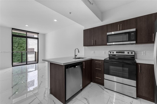 Photo - 1 Curtiss Pkwy Unit 312