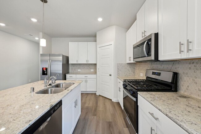 Photo - 1410 Waggoner Rnch Trl