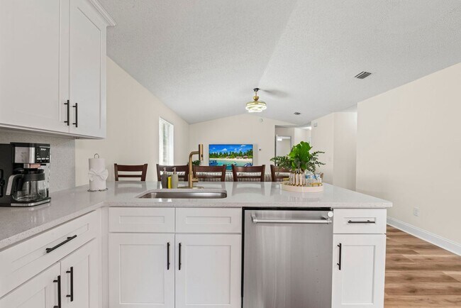 Photo - 2658 Sam Houston Pl