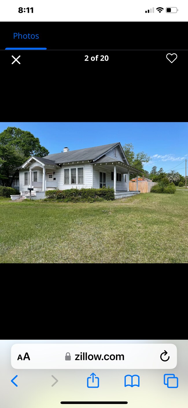 Front - 785 Ellis Ave