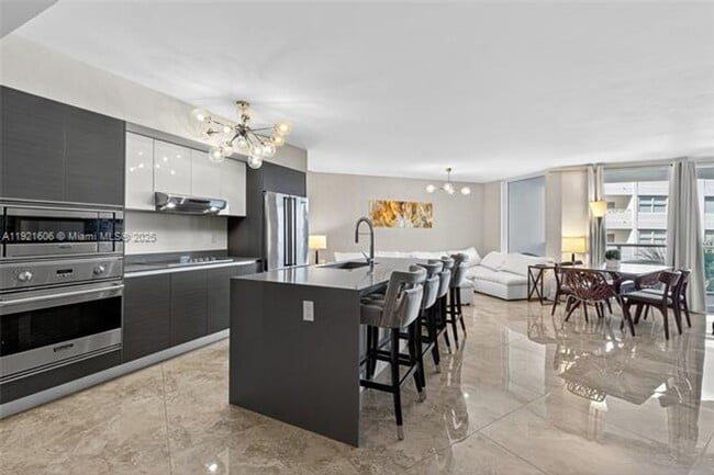 Photo - 9821 E Bay Harbor Dr Unit 9821 E Bay Harbor Dr 402