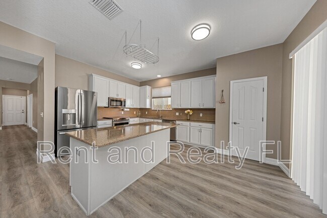 Photo - 12107 Fern Haven Ave