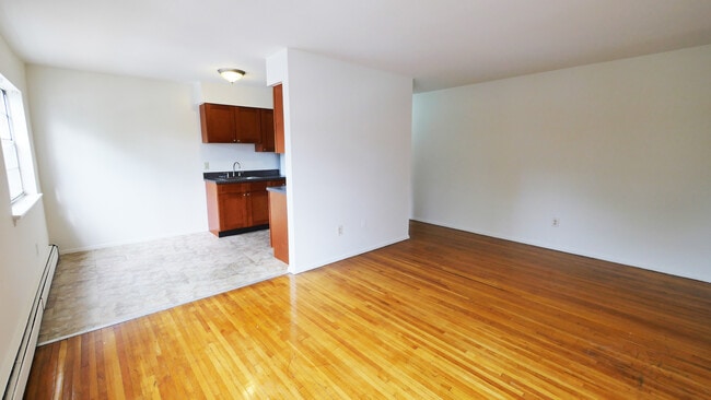 Jasontown Apartments