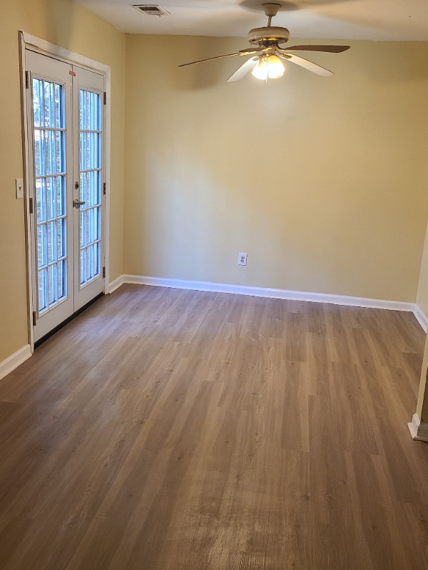 Photo - 4110 Hawthorne Cir Unit 3