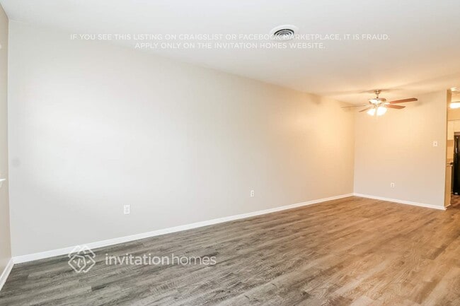 Photo - 2212 Lavern St