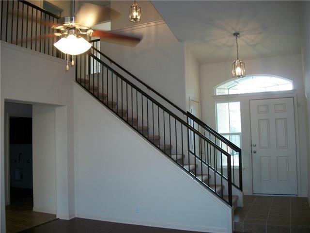 Photo - 2021 Nestlewood Dr