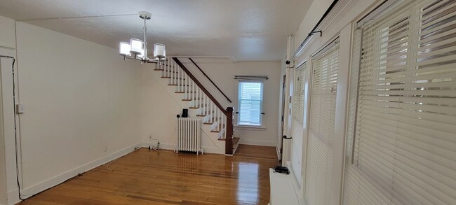 Photo - 19 Lark St