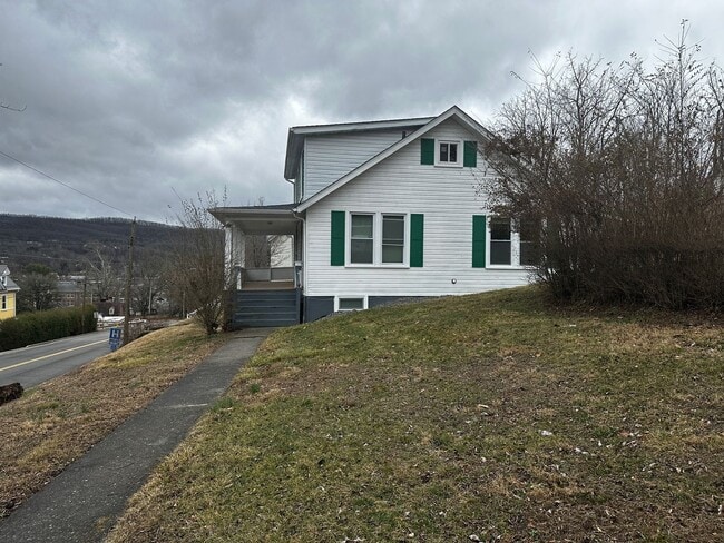 Photo - Spacious Home in Pulaski