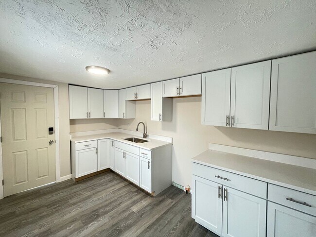 Photo - 343 Hayward St Unit 3