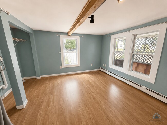 Photo - 37 Windsor St Unit 1