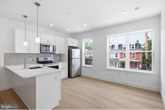 Photo - 3637 N 16th St Unidad C