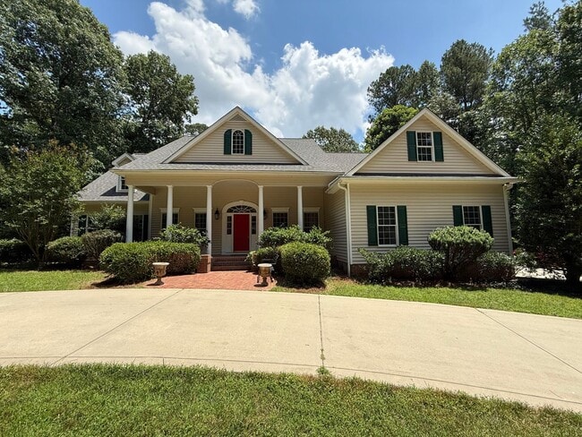 Tranquil and Secluded Raleigh Home with Un... - Tranquil and Secluded Raleigh Home with Un...