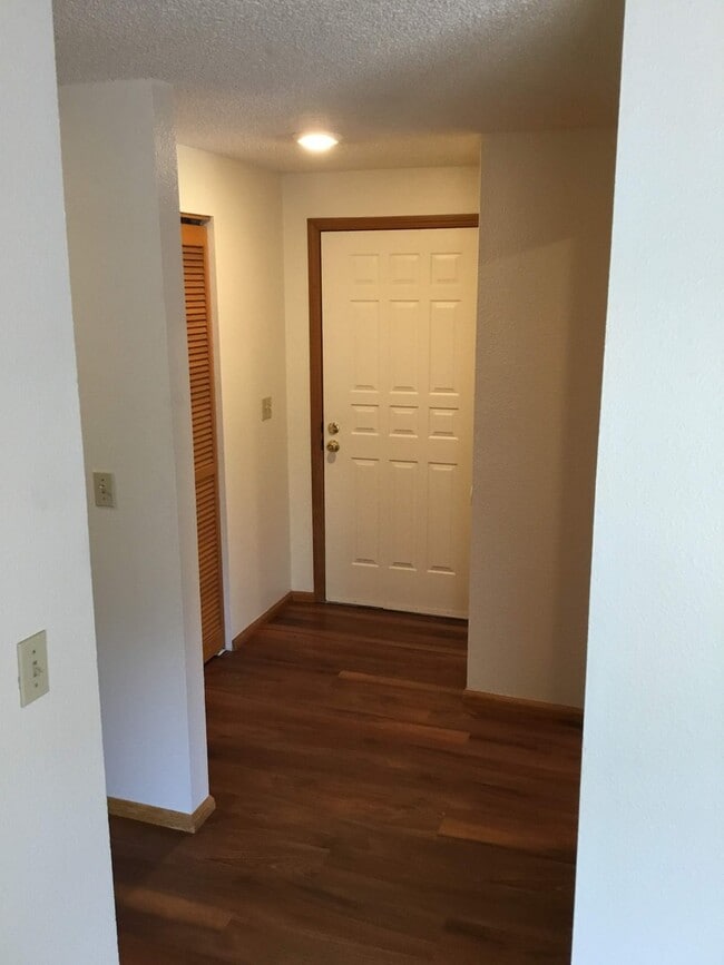 Photo - 2 Bedroom, 1 Bath Home in Cal Young Neighborhood